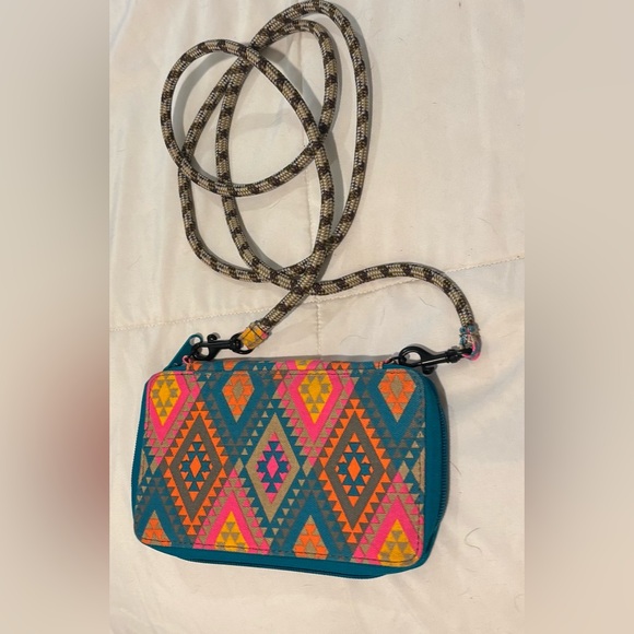 KAVU Colorful Geometric Crossbody Bag - Picture 3 of 4